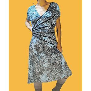 Dress Barn ~ Petite Blue Asian Inspired Floral Stretch Mini Dress ~ Size 14P